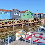 Semesterbostad 3 Bedroom Beautiful In Meschers-sur-Gironde