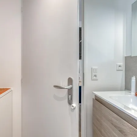 Stunning In With Wifi