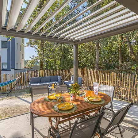 Дом отдыха 3 Bedroom Lovely In
